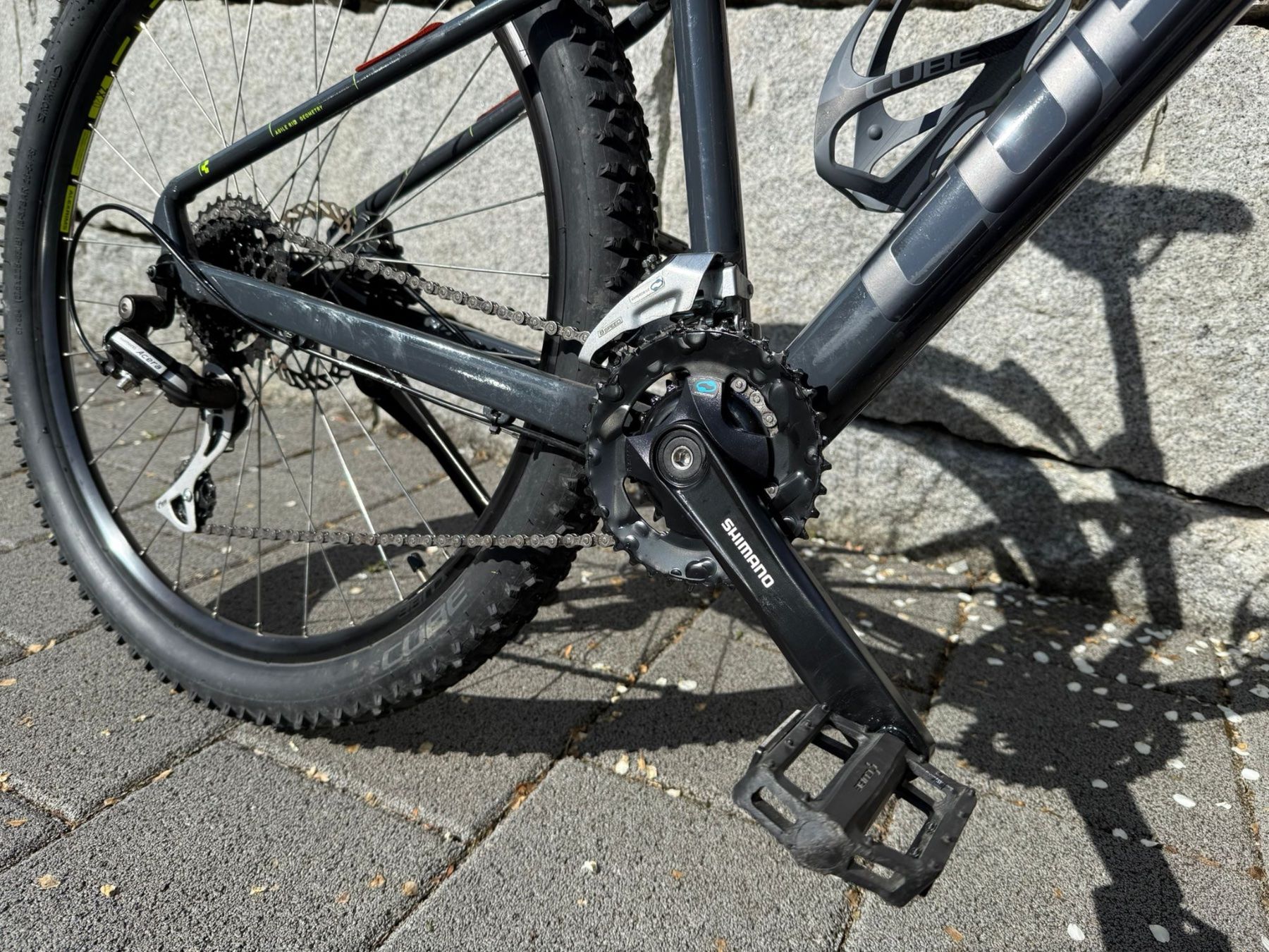Cube Velos: CUBE Kinder MTB 14 Zoll grau/gelb – Gebraucht aus Sissach von tapasu 1