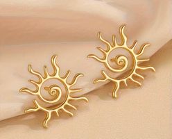 Ohrstecker Sonne , ideal für den Sommer! Neuwertig!