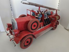 Blechfeuerwehrauto mit Figuren und Leiter, rot, für  Bastler