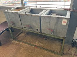687 3x Wachsschmelzkessel mit Steuerung aus Liquidation