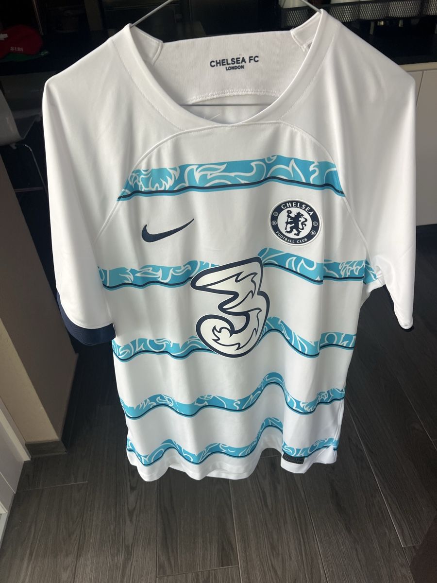 Nike Canottiere & Pantaloni: Chelsea away jersey white – Nuovo (secondo la descrizione) da Villars-Ste-Croix venduto da Maaaat 1