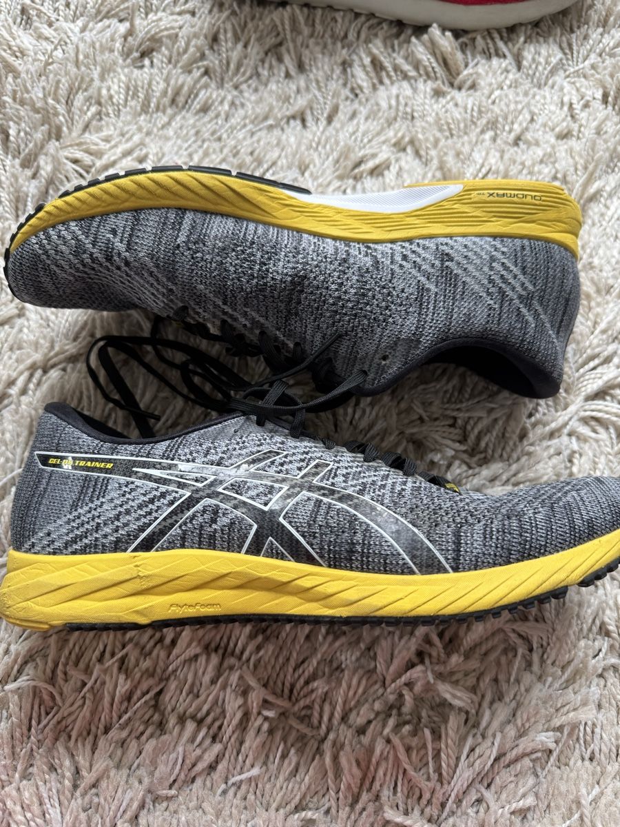Asics Herrenschuhe: Asics DS Trainer – Gebraucht aus Zürich von Sebi.063