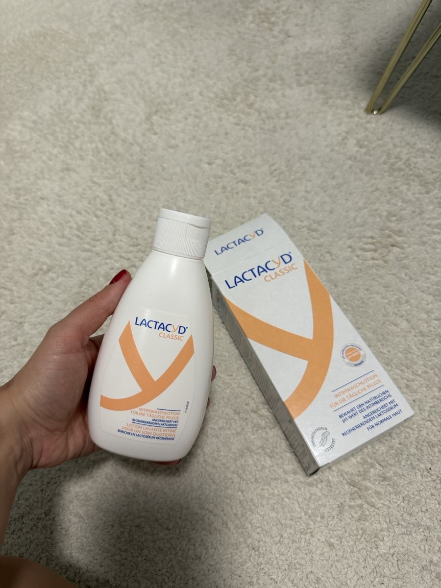 Pflegeprodukte: Lactacyd Classic Intimpflege Flasche und Karton – Neu und originalverpackt aus Münchenwiler von AM3280