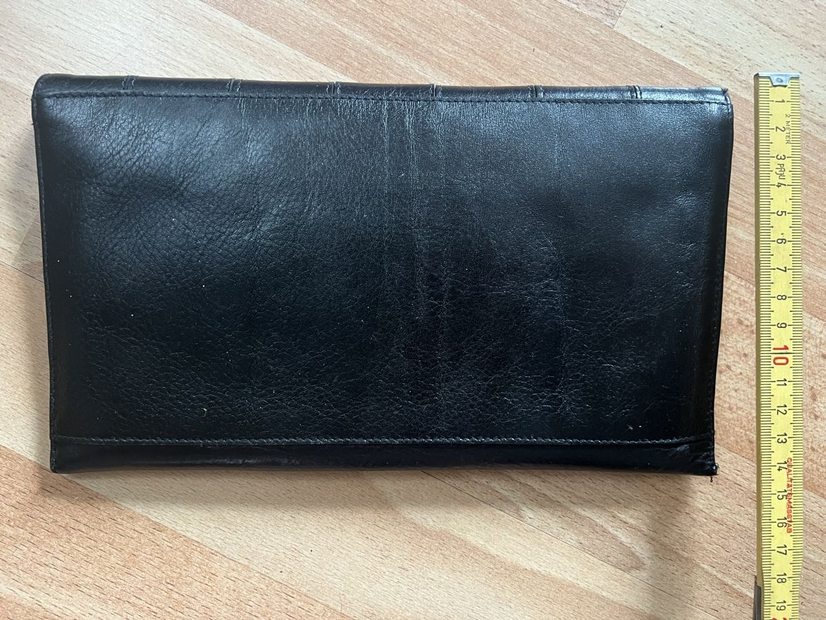 Sacs: Clutsch Handtasche schwarz – D'occasion à Kirchberg BE par wimmler 1