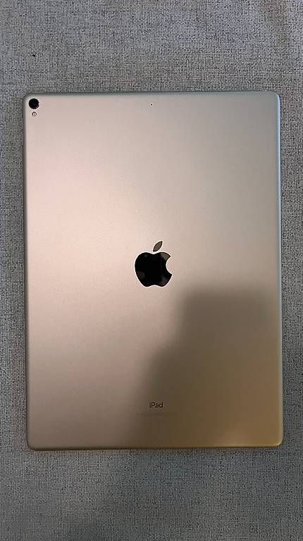 Tablet PC: iPad Pro (12,9 Zoll, 2. Generation) – Gebraucht aus Winkel von yamanzh 2