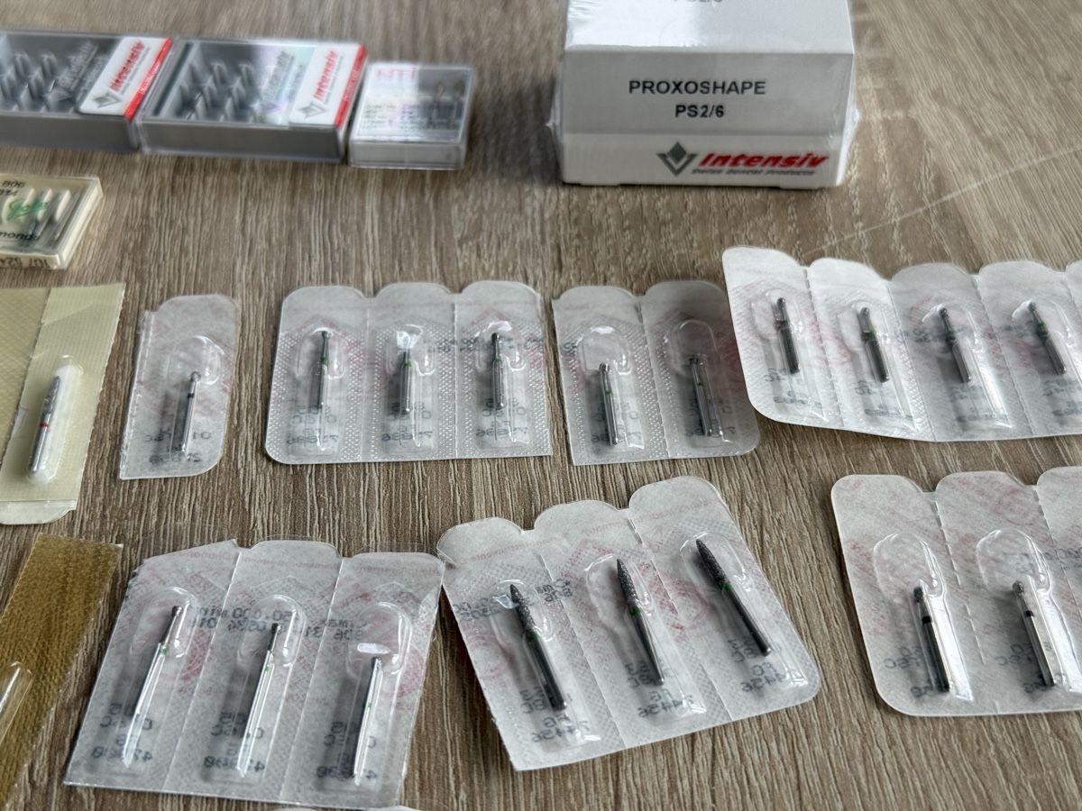 Attrezzature mediche: FG Diamantbohrer Zahnmedizin – Usato da Opfikon venduto da na0_rrc8 4