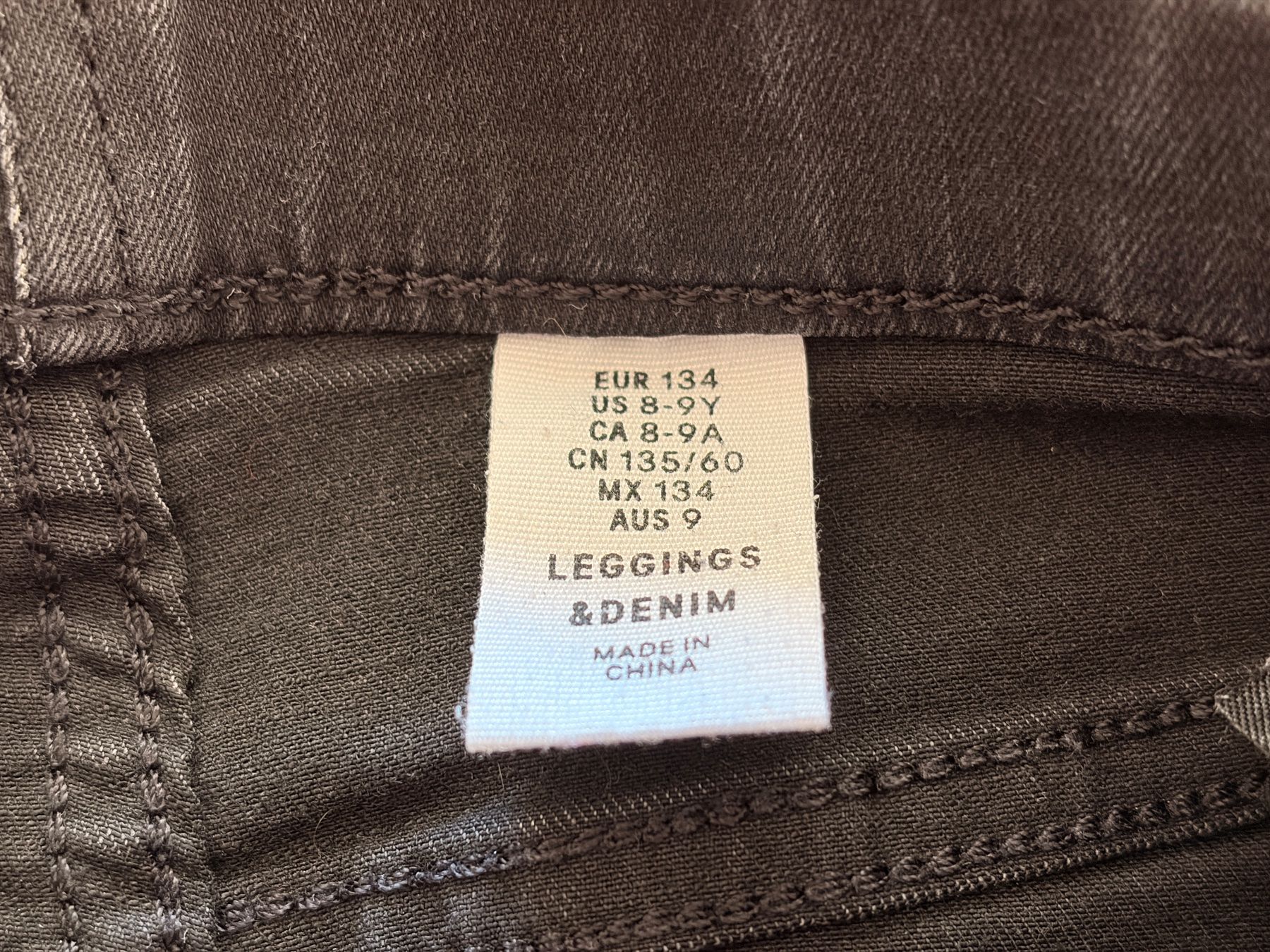 Collant & Leggings: 2 Leggins Gr 134 schwarz – Usato da Cham venduto da CarmenBu 2
