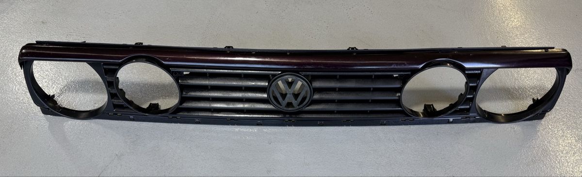 VW Alle Autoersatzteile: VW Golf 2 GTI G60,16v Kühlergrill – Gebraucht aus Niederhasli von Ajlina1212 3