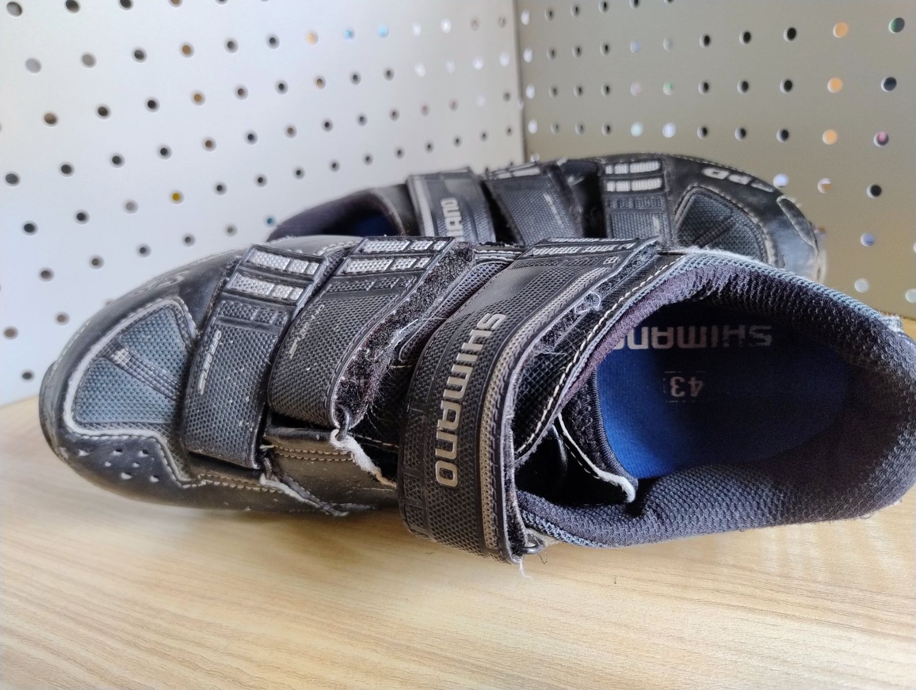 Herrenschuhe: Shimano MTB Schuhe M122 inkl. SPD Cleats – Gebraucht aus Beckenried von SCHEMA79 5