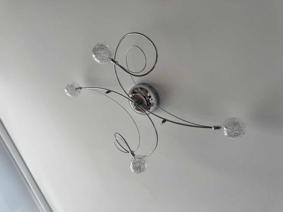 Lampadari & plafoniere: Moderne Deckenlampe mit Glaskugeln, neuwertig – Nuovo (secondo la descrizione) da St. Gallen venduto da Popolone26 1