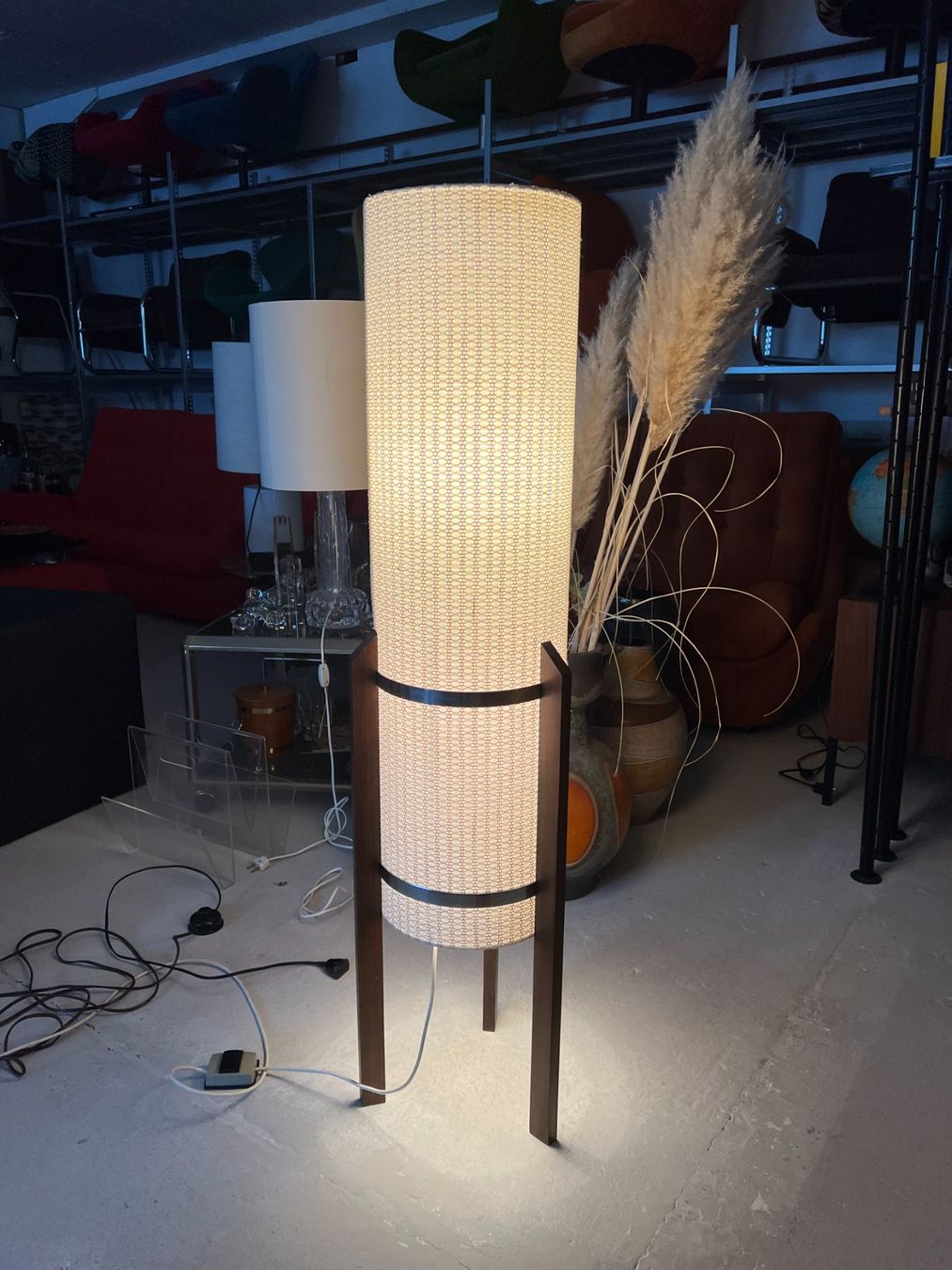 Lampen: Vintage Stehlampe I 60er Jahre – Gebraucht aus Walzenhausen von stilvollwohnen 9
