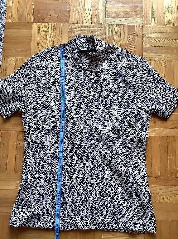 Morgan T-shirts: t-shirt Morgan Paris – D'occasion à Icogne par luna.16