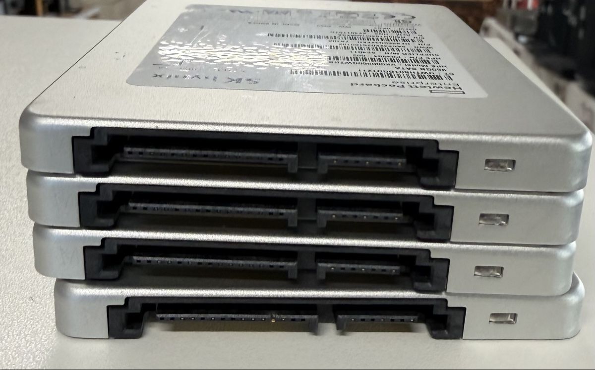 Server: 4 Server SSD – Usato da Gränichen venduto da Hulk80 2