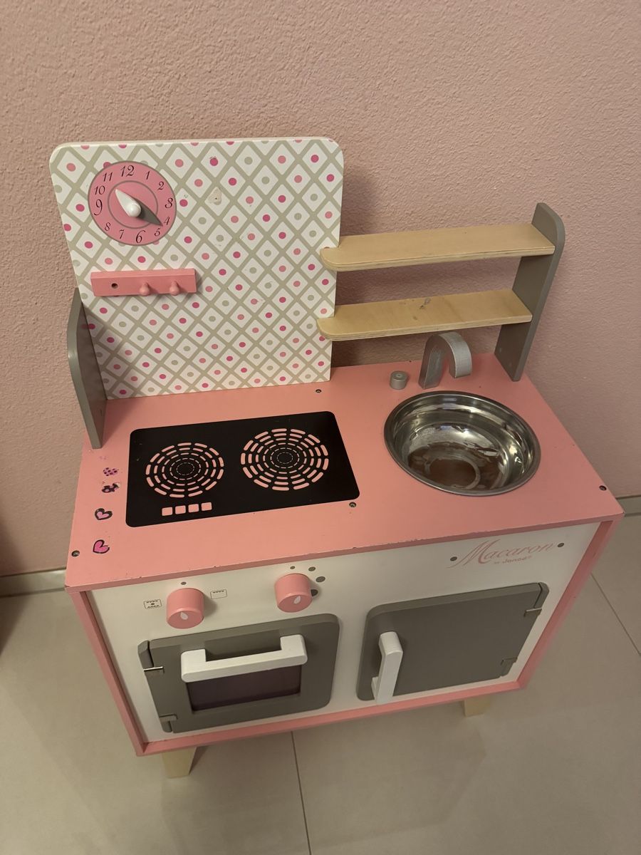 Jouets: Kinder Küche Macaron Holz – D'occasion à Buttikon SZ par LEDUPGRADE 2