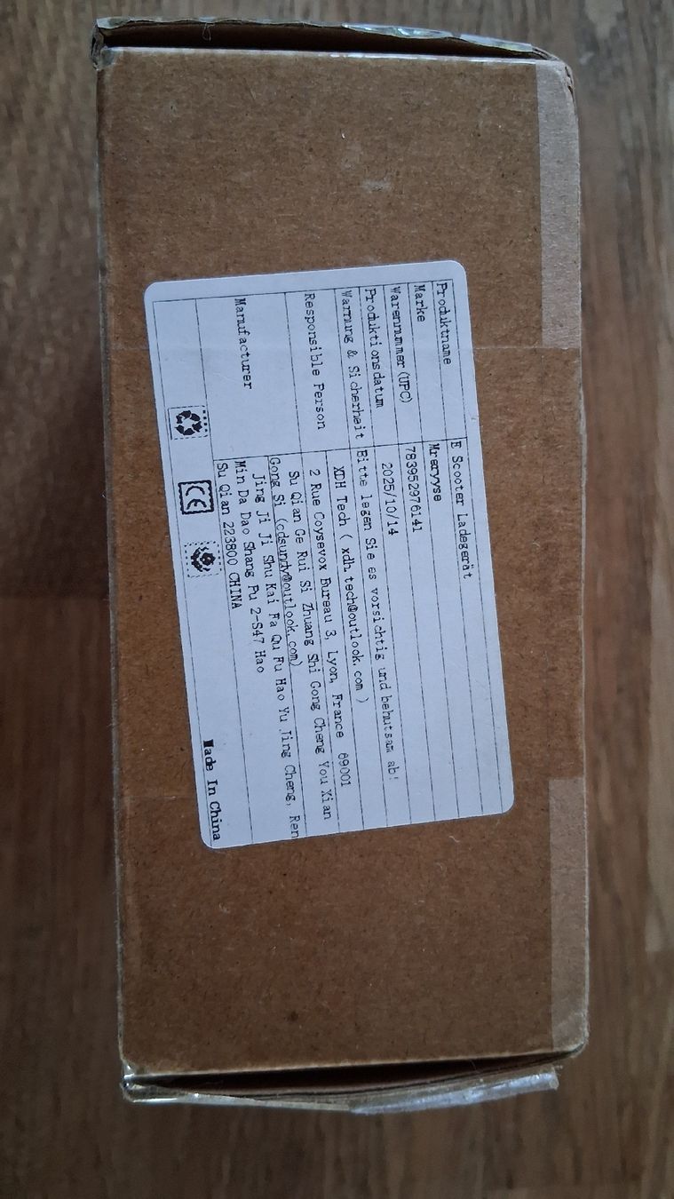 Batterieladegeräte: Ninebot Internes Ladegerät E-Scooter/ AC Adapter 42V 2.9A – Neu (gemäss Beschreibung) aus Neftenbach von Troper8 2