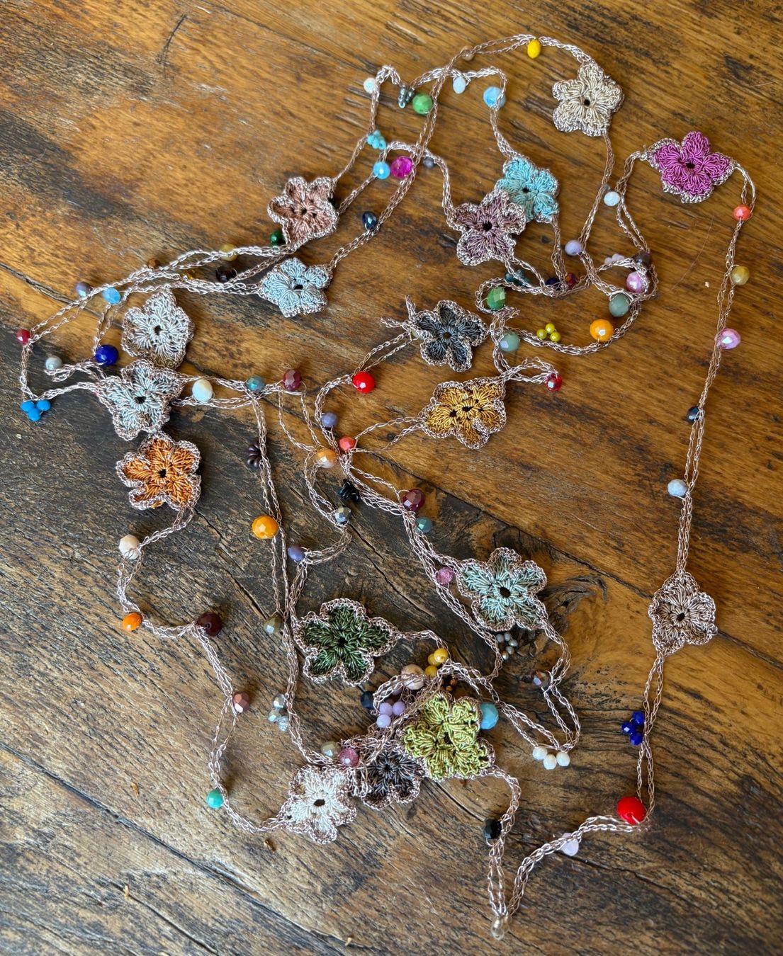 Colliers: COLLIER "FLEURS" HANDMADE!! MULTICOLOR – Neuf avec emballage d'origine à Locarno par NicoNion 5