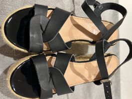 Sandalen schwarz Gr 37 mit hohem Absatz