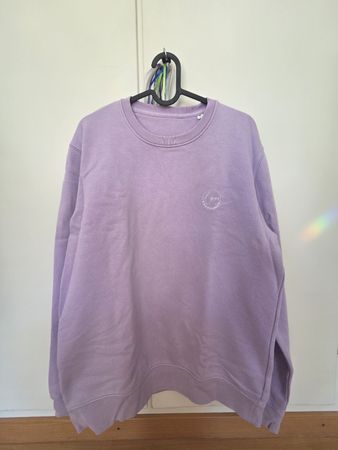 Love your neighbour Sweatshirt, fliederfarben, Grösse M