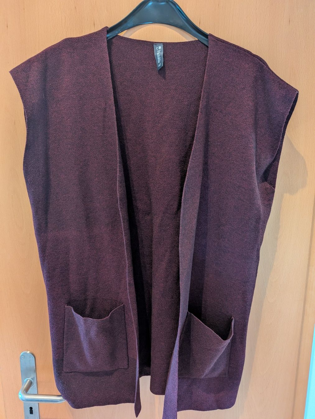Gilets & Westen: Strickweste Damen – Gebraucht aus Grosswangen von Weidhof6