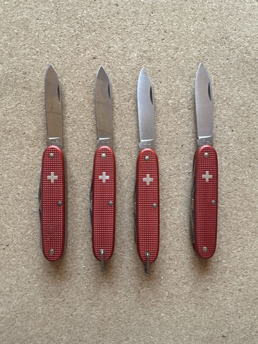 Victorinox Coltelli tascabile: 4 Victorinox Taschenmesser – Usato da Appenzell venduto da CBuerkler