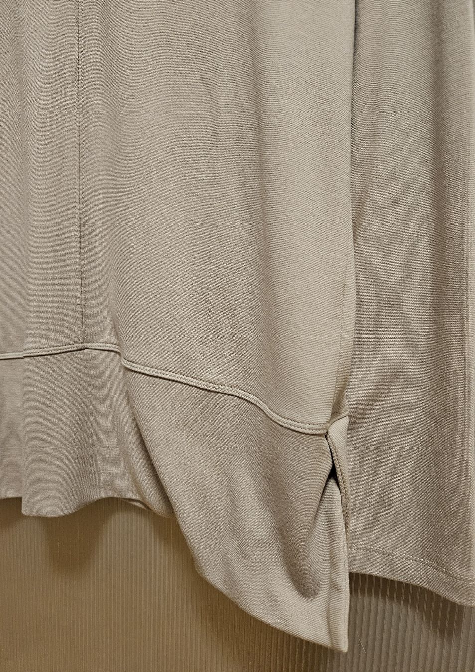 Pullover & Sweatshirts: uni Pulli-Shirt Gr. 44 - Gabriella K. - Spendenaktion – Neu (gemäss Beschreibung) aus Unterkulm von Beljasch 4
