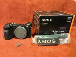 Sony Alpha 6600 Gehaeuse mit OVP und Zubehoer