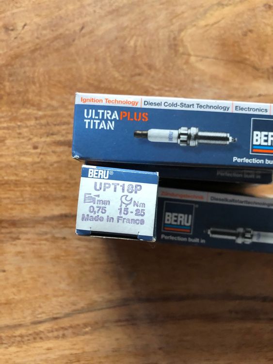 Alle Autoersatzteile: 4x BERU Ultra Titan Zündkerzen UP118P (Neu) – Neu (gemäss Beschreibung) aus Dürrenäsch von JFAS 1