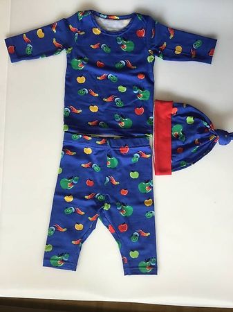 Baby Kombination, Hose, Tshirt, Mütze Neu!