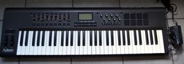 M-Audio Axiom 61 Keyboard