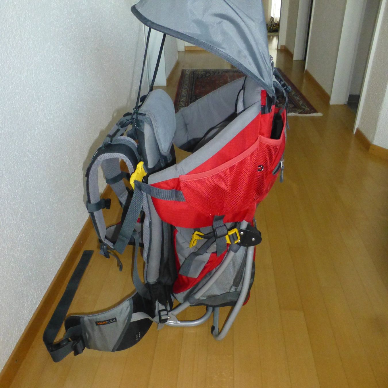 Deuter Bauch- & Rückentragen: Deuter Wander--Kindertrage – Gebraucht aus Hergiswil NW von annettelia 1