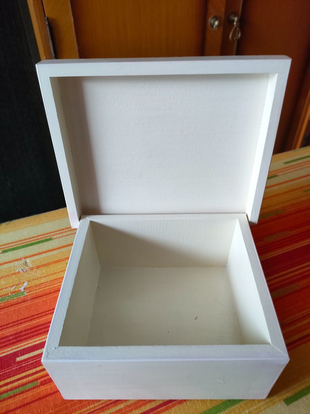Cassapanche: Deko Blumen Holzbox - Truhe – Usato da Muri AG venduto da Mupuputs 1