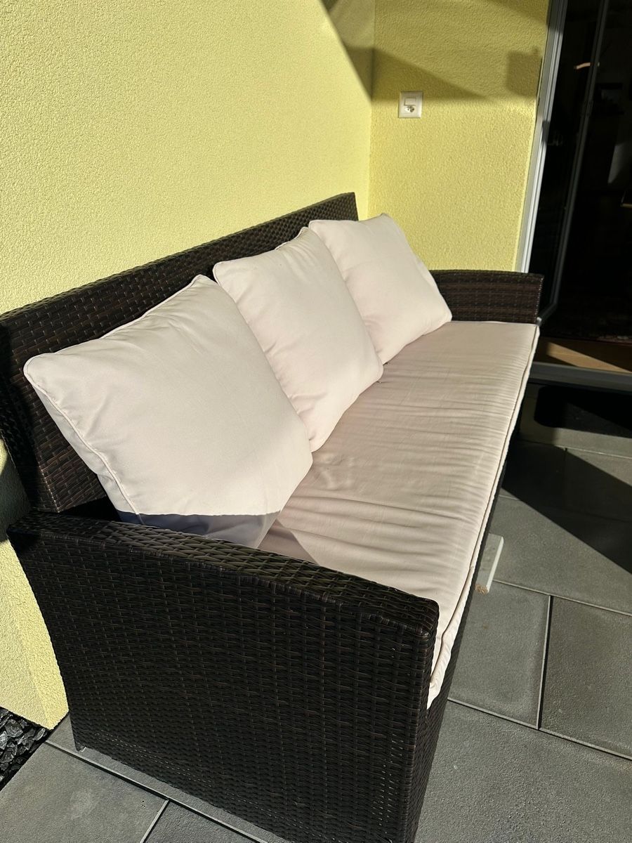 Set de table et chaises: Polyrattan Garten Set – D'occasion à Matzingen par D.MM