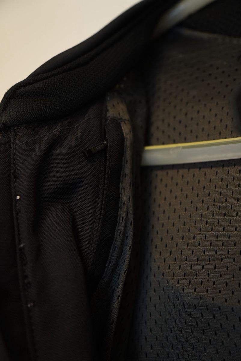 Dainese Completi, tute sportive e funzionali: Dainese Lederkombi Gr. 48 – Usato da Steffisburg venduto da Joepilot 8