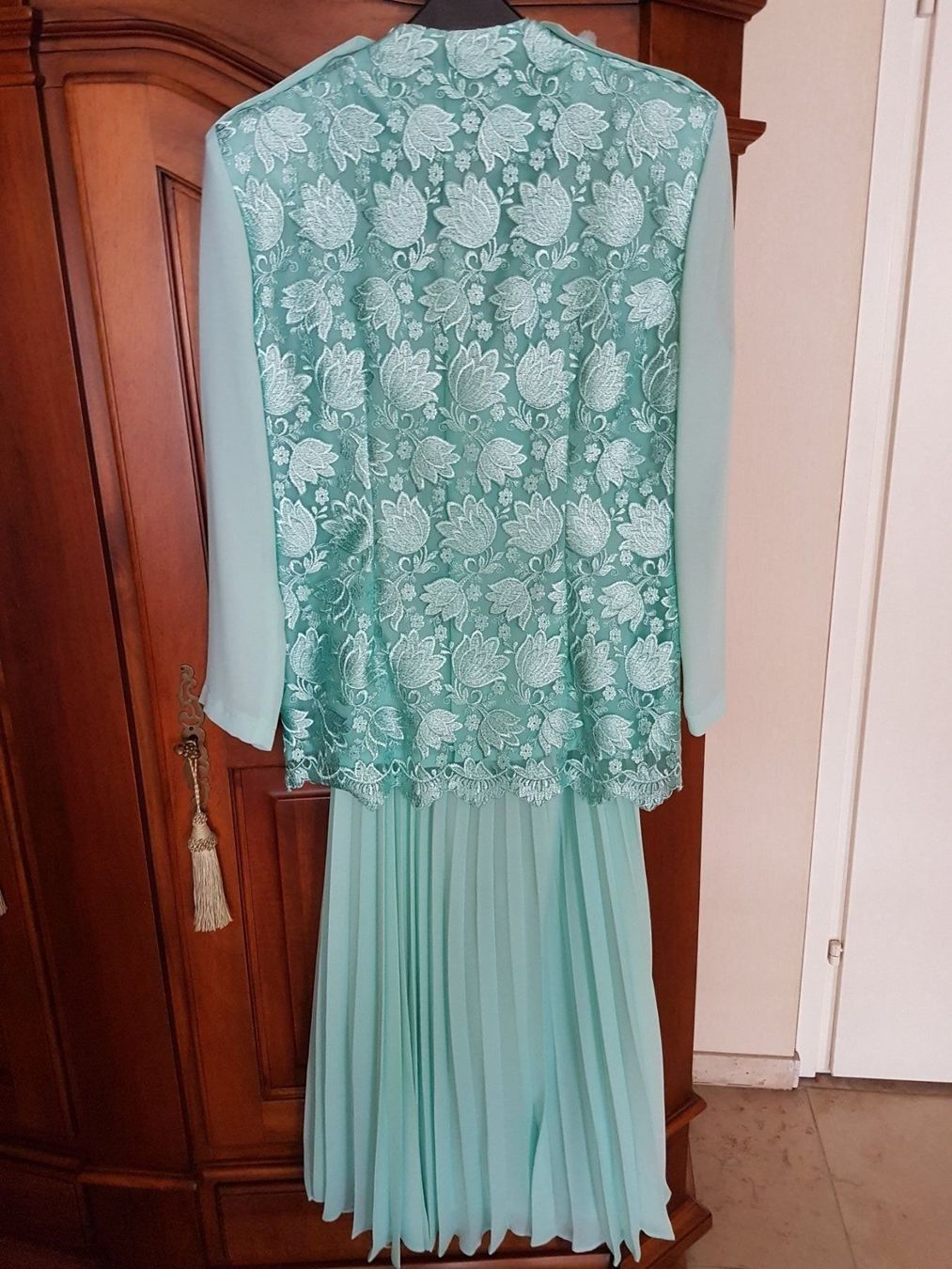 Kleider: Festliches Kleid – Gebraucht aus Erlinsbach von inf_ml8q 2