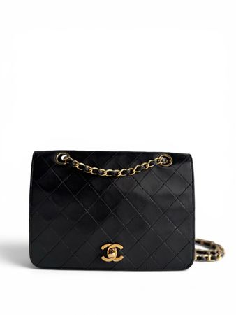 CHANEL Lambskin Quilted Small Single Flap Tasche