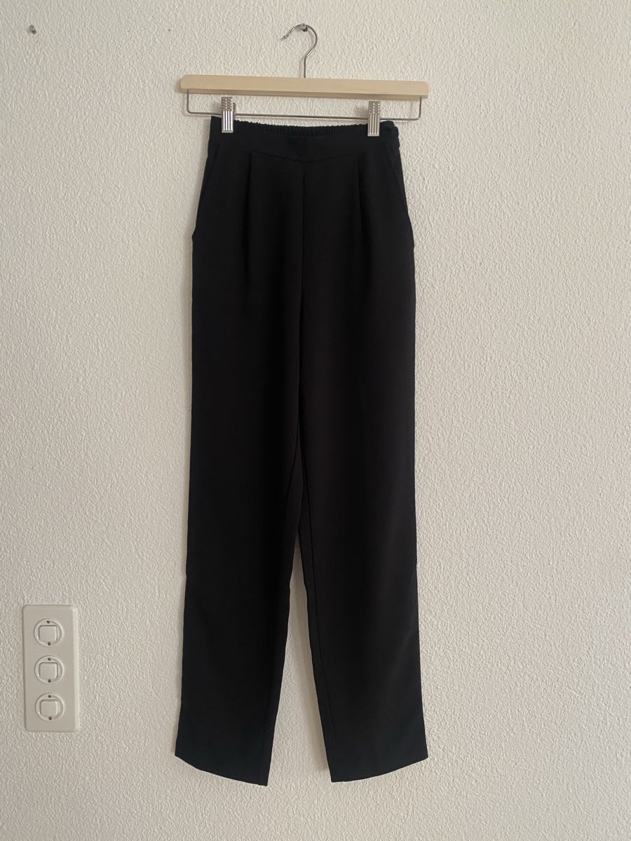 Pantaloni: American Apparel Hose – Usato da Luzern venduto da champagnelaury
