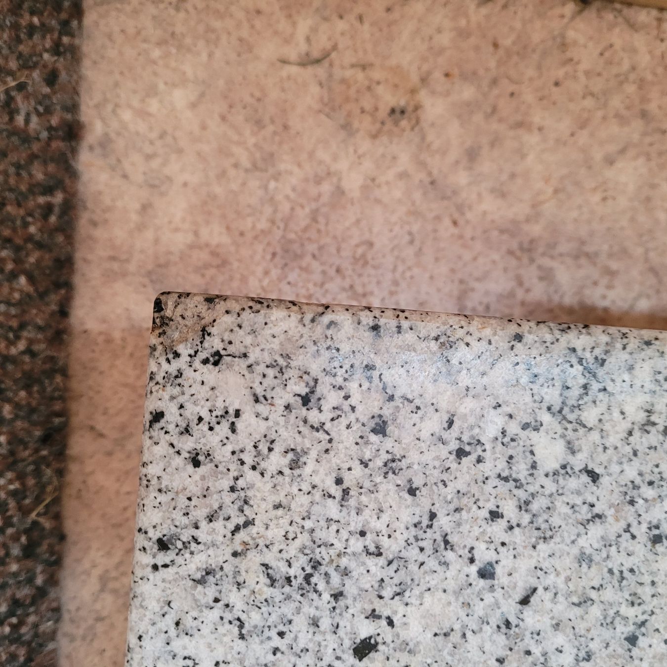 Altro: Sonnenschirmsockel granit – Usato da Winterthur venduto da Flomal 2