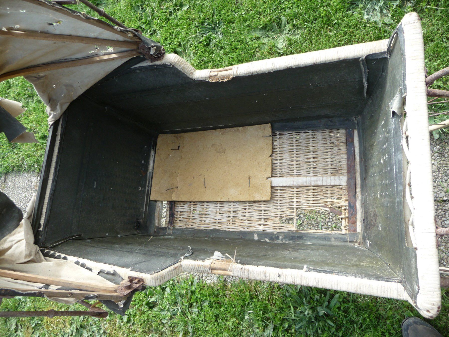 Carrozzine: Antiker Kinderwagen – Usato da Madiswil venduto da broenimann01 1