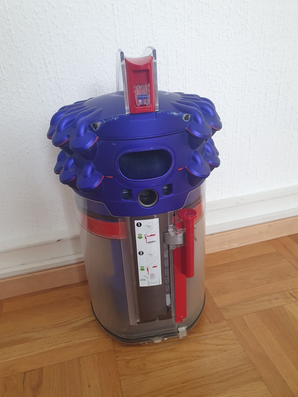 Dyson Aspirapolveri & Accessori: Cyclone Dyson Cinetic Big Ball occasion – Usato da Prilly venduto da RoDyRe 1