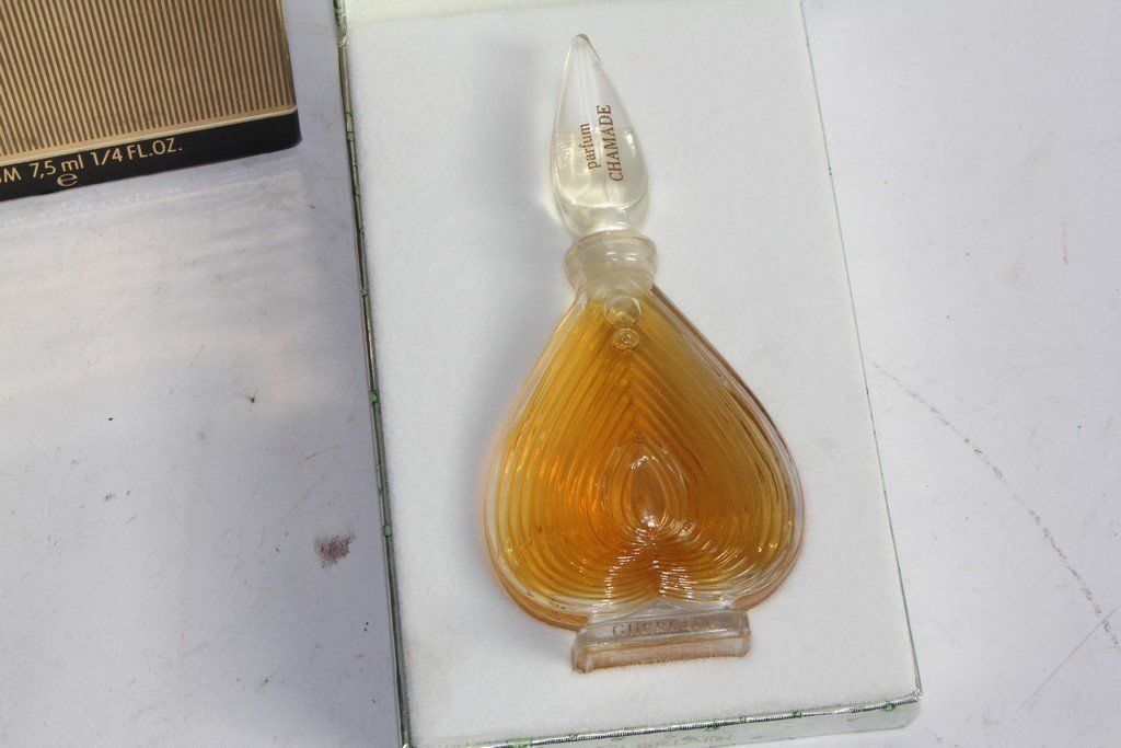 Guerlain Profumi & Eau de Toilette: GUERLAIN Ancien Parfum Chamade – Usato da Vandoeuvres venduto da Dom-Tom 1