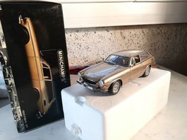 Zu Verkaufen-Volvo P1 1800 ES-1971-gold-met.-Minichamps-1:18