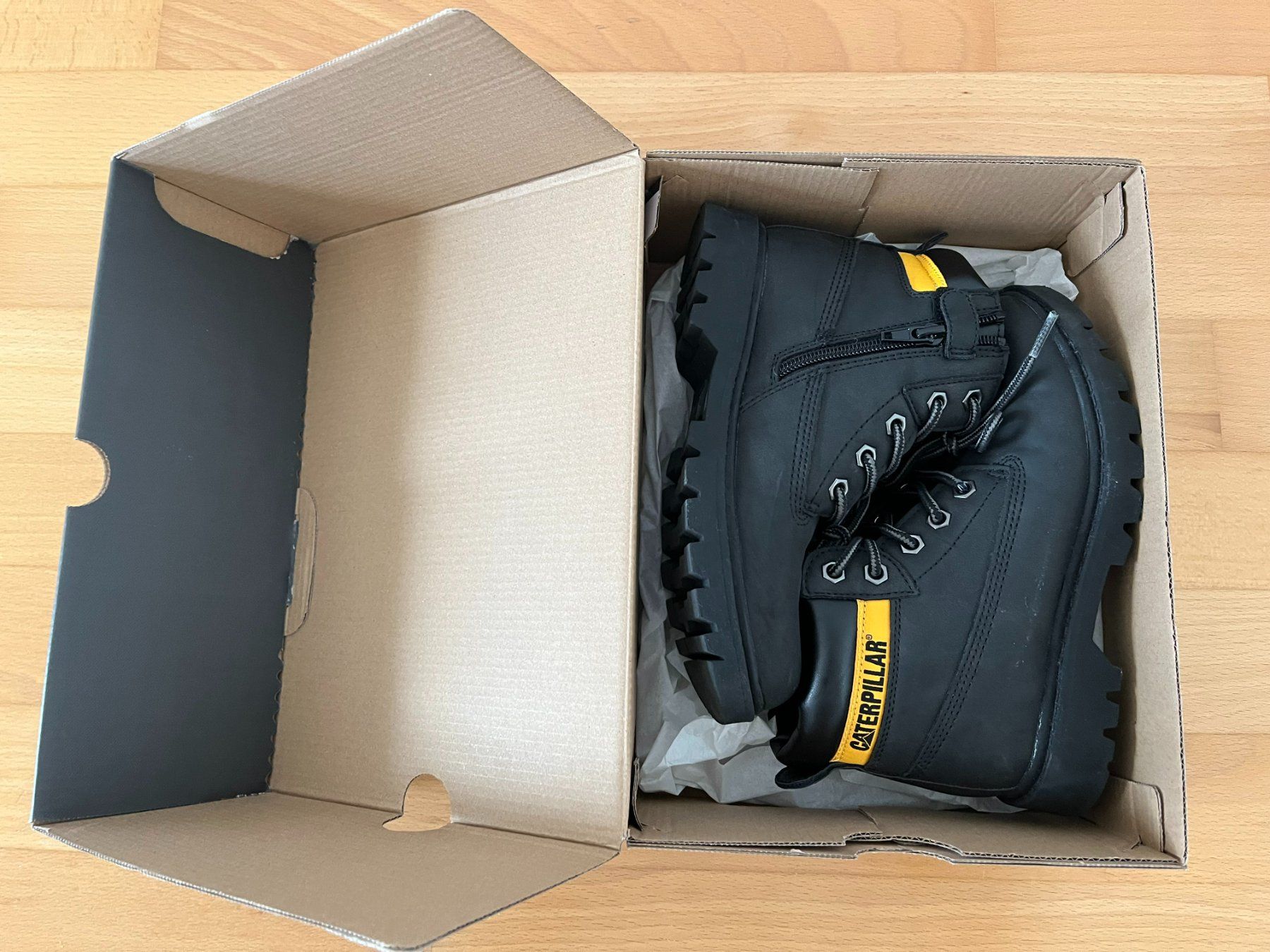 Caterpillar Scarpe per ragazzi: Caterpillar Boots Gr. 33 – Usato da Muttenz venduto da Juvenile33 8