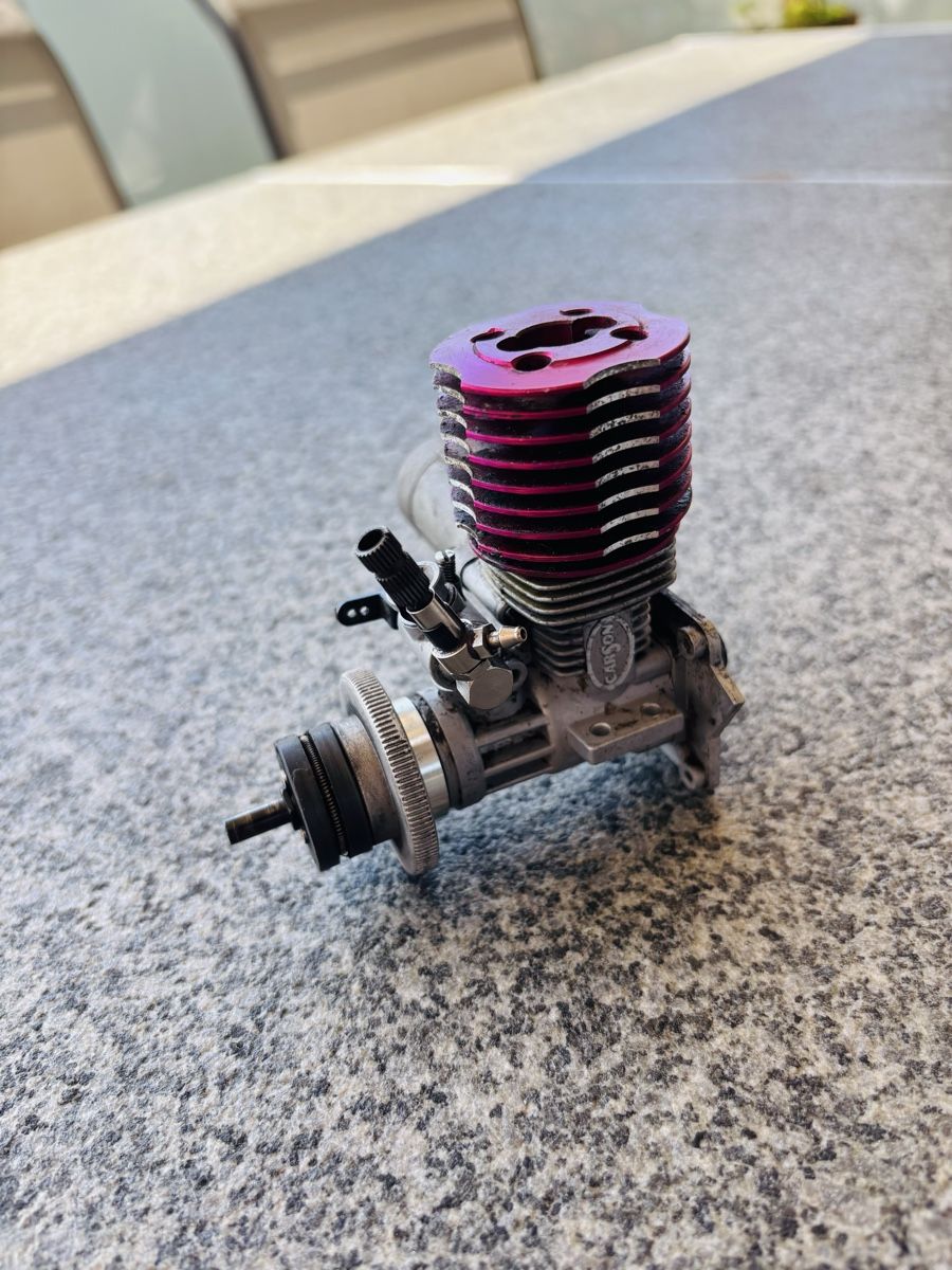 Modellismo RC: Carson 15 Nitro Motor inkl. Auspuff – Difettoso da Lachen SZ venduto da snick44