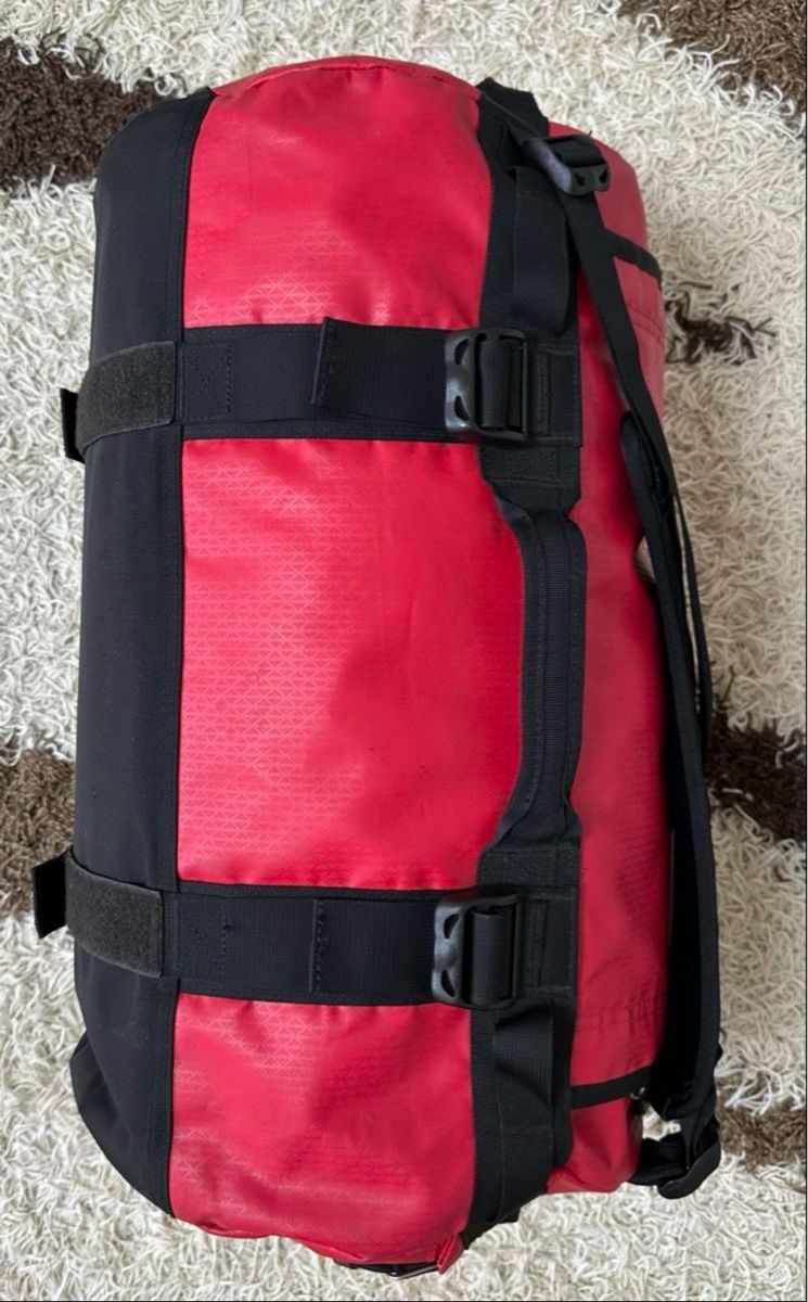 North Face Borse: North Face duffel G S – Usato da Maienfeld venduto da tobeyl2020 1