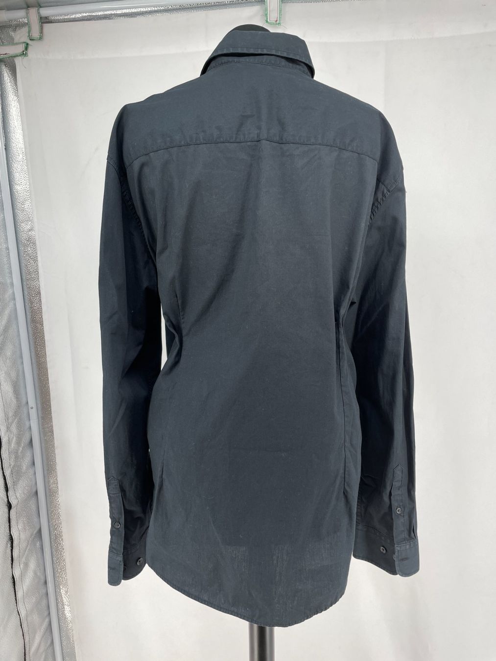 Camicie: PIER ONE chemise noire – Usato da Lausanne venduto da PlusValue_Lausanne 2