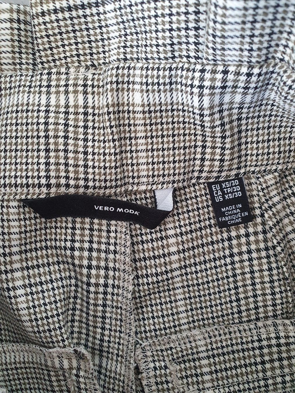 Vero Moda Pantaloni: Stoffhose, kariert, XS – Usato da Steinach venduto da Xamax18 3