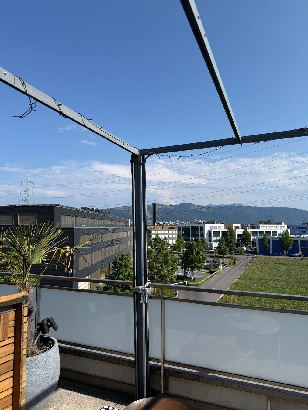 Abris: Pergola Metall Gestell für Balkon oder Terrasse 3x3m – D'occasion à Steinhausen par Luxury_Limited 2