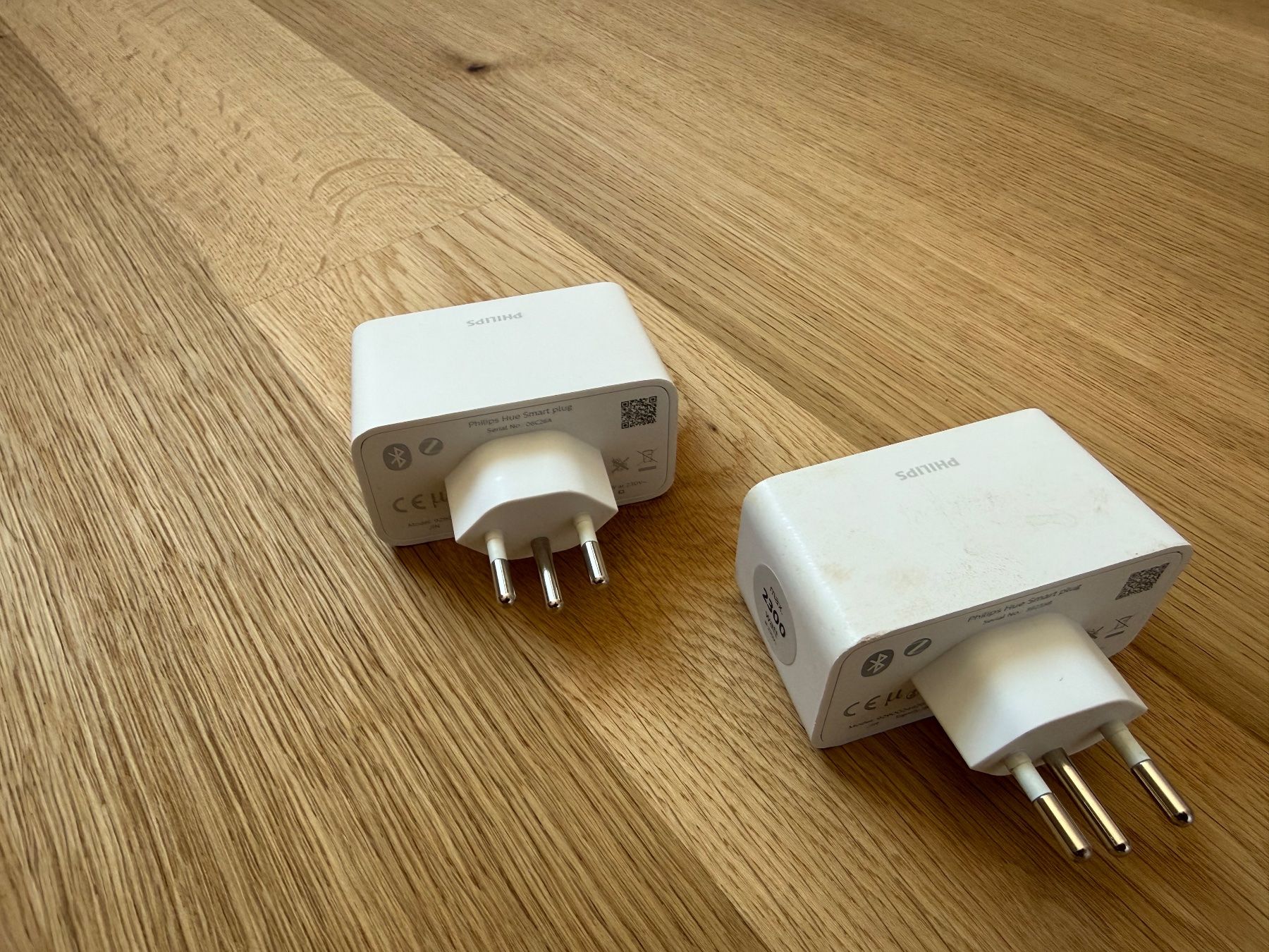 Fiches d'alim.: Hue Smart Plug (2 Stück) – D'occasion à Dietikon par JamaisVu. 1