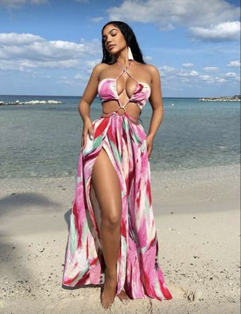 ROBE LONGUE DE PLAGE MULTICOLORE À DÉCOUPES