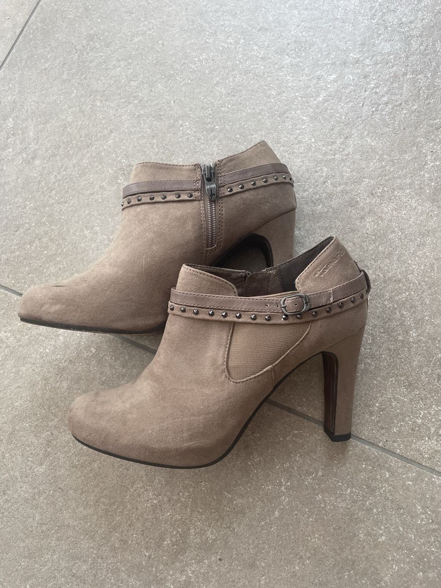 Tamaris Scarpe da donna: Tamaris 40 vera pelle – Usato da murten venduto da Ester09